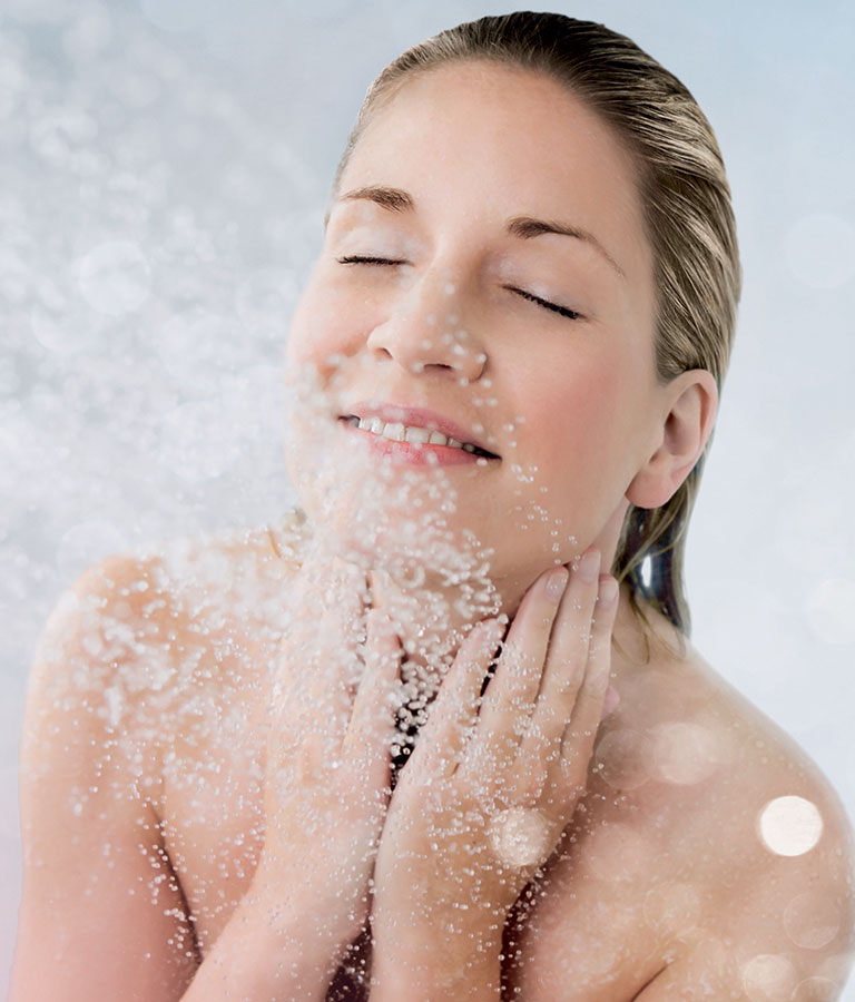 Filtre Anti-Calcaire special douche pour retrouver des cheveux soyeux et  une peau douce !