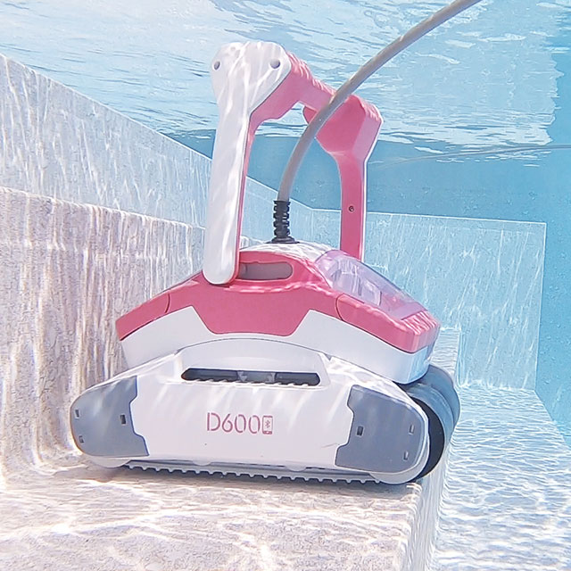 Nettoyer sa piscine avec un robot : lequel choisir ?